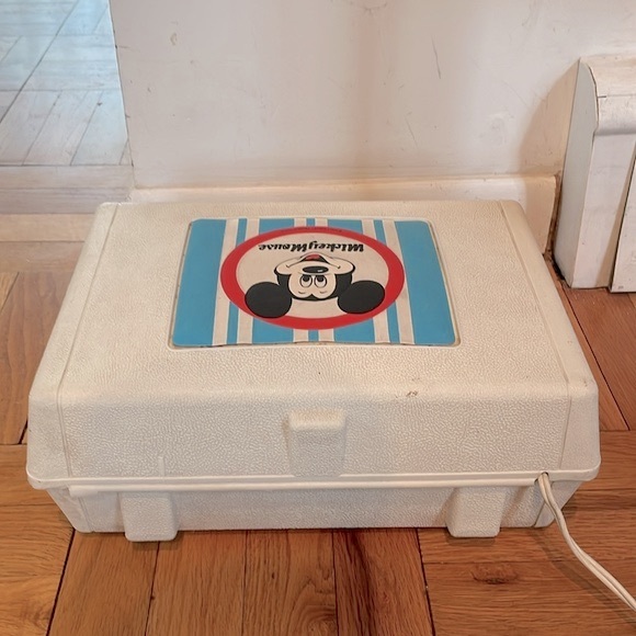 Disney Productions Mickey Mouse Record Player By General Electric Working Motor - Picture 11 of 14